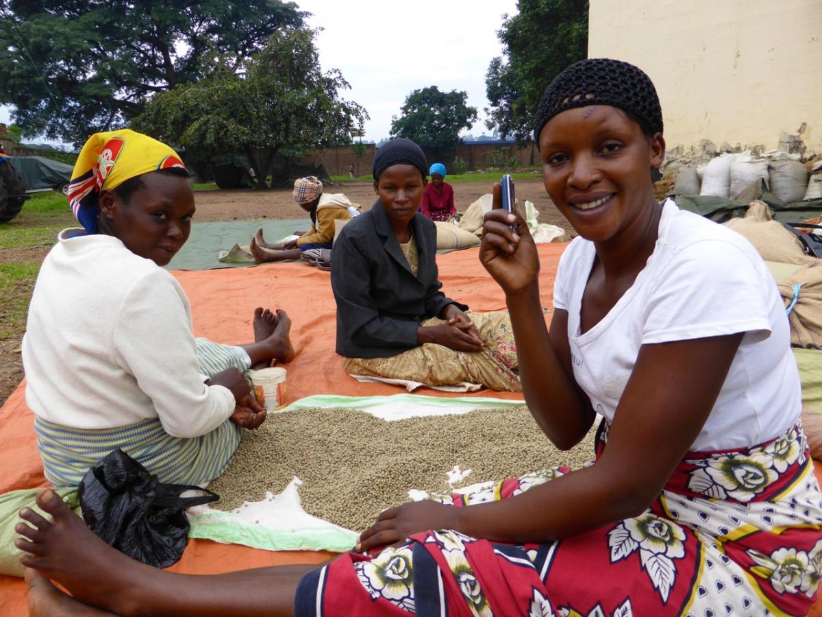 Strengthening the Ties Between Gender and Resilience? Canada’s Feminist ...