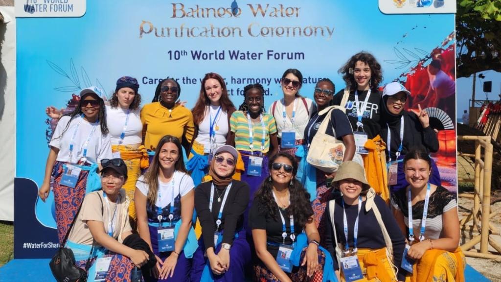 A group photo of youth gathered at the World Water Forum in Bali in 2024.